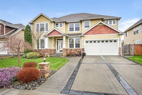 7516 222nd Avenue Ct, Buckley, WA 98321-7449