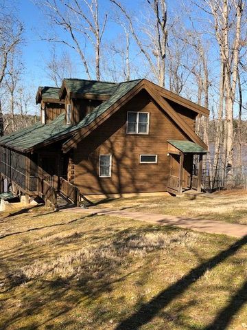 488 Olde Forest Rd, Clarksville, VA 23927-2437