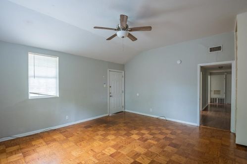 4720 Mccart Ave, Fort Worth TX  76115-3021 exterior