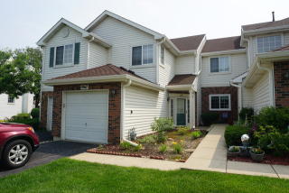 1067 Ripple Rdg, Oak Brook, IL 60561-5494