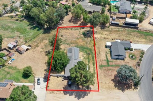 2450 San Diego Ave, Ramona, CA 92065-3132