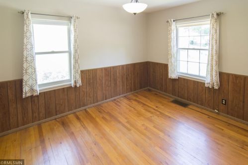 748 Hoyt Ave, Saint Paul MN  55106-1010 exterior