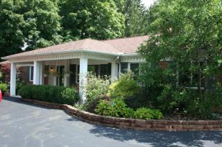 477 Clark State Rd, Columbus, OH 43230-2204