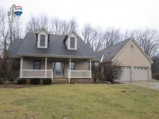 326 Brighton Ct, Crete, IL 60417-1952