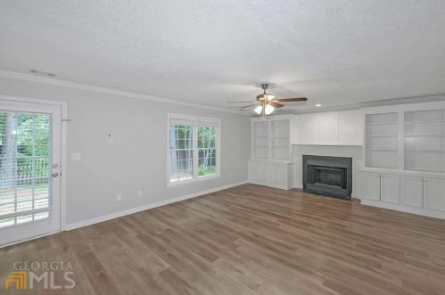 3500 Greyfield Ln, Kennesaw, GA 30152-3294