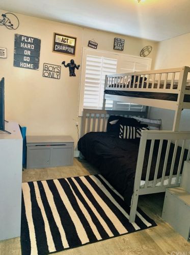 906 Dylan Way, Anaheim CA  92808-1515 exterior