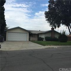 3307 Durham Dr, Riverside, CA 92503-5132