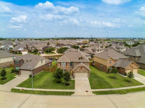 5322 Jay Thrush Dr, Richmond TX  77407-4008 exterior