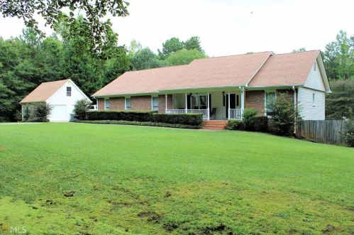 205 Happy Hollow Rd, Hampton, GA 30228-3011