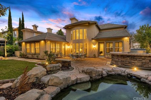 8208 Bailey Way, Anaheim CA  92808-2532 exterior