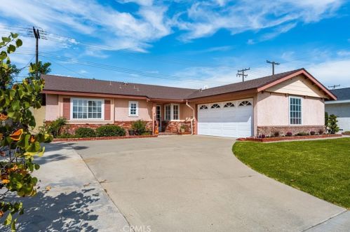 12651 Bartlett St, Garden Grove, CA 92845-2319