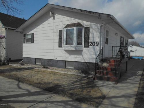 209 3rd Ave, Pelican, SD 57201-2314