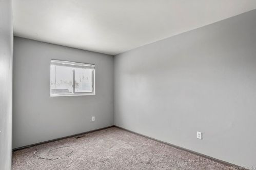 19551 Batavia Dr, Aurora CO  80011-5310 exterior