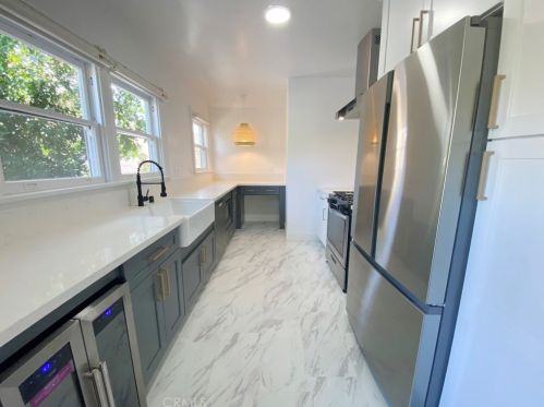 244 Kenwood St, Glendale CA  91206-4209 exterior