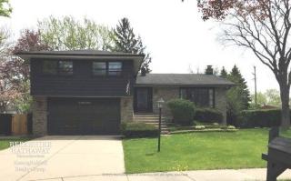 46 Holly Ct, Wheeling, IL 60090-3938