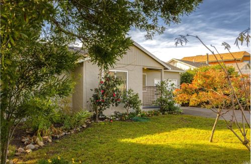 63 Vendola Dr, San Rafael, CA 94903-2949