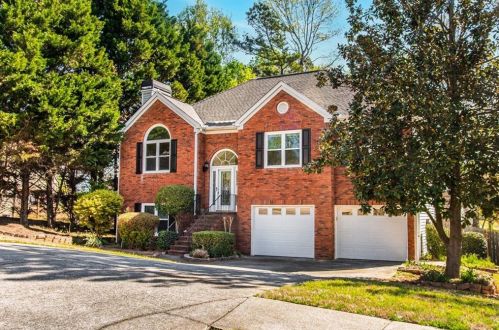 503 Rising Dr, Holly Springs, GA 30189-6939