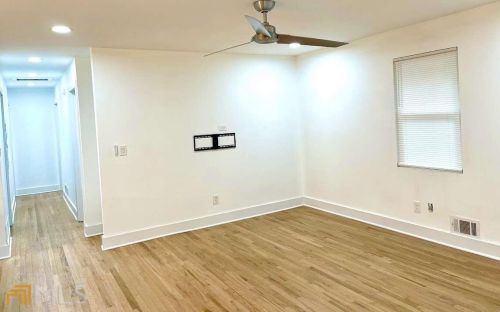 1949 Handley Ave, Atlanta GA  30310-2214 exterior