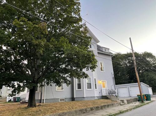 113 Transit St, Woonsocket, RI 02895-5870