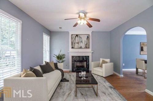 2015 Aldbury Ln, Holly Springs, GA 30189-6689