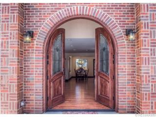 215 Ivanhoe St, Denver CO  80220-5862 exterior