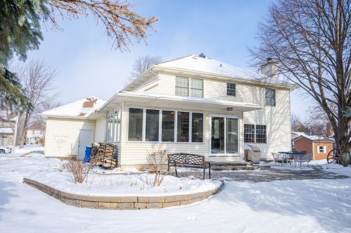 850 Vaughn Ct, Sycamore IL  60178-2000 exterior