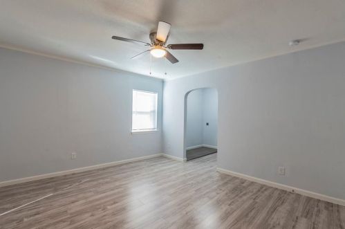 1401 Inwood Blvd, Garland TX 75042-8112 exterior