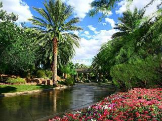 573 Lairmont Pl, Henderson NV  89012-0101 exterior
