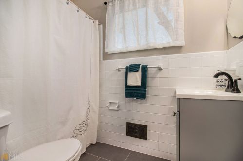 1903 Mcjenkin Dr, Atlanta GA  30345-3005 exterior