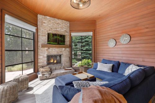 2165 Charlton Rd, Saint Paul MN  55118-4738 exterior