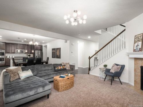 25380 Aberdeen Dr, Aurora CO 80016-3225 exterior