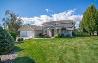 50 Selah Heights Rd, Selah, WA 98942-9280