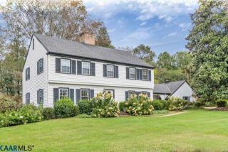 1010 Bedford Hills Dr, Earlysville, VA 22936-9503