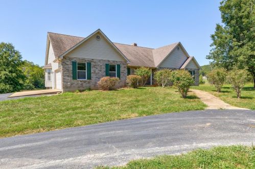 3524 Heather Rd, Festus, MO 63028-4998