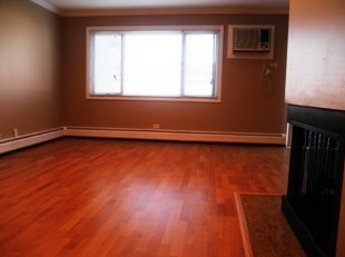 800 Bayside Dr, Palatine, IL 60074-3209