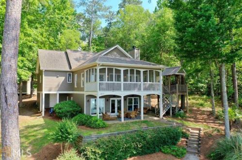68 Poplar Ct, Mayfield, GA 31087-4611