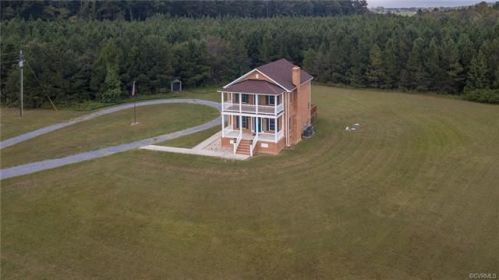 23412 Ridley Rd, Carson, VA 23830-2019