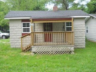 501 West Ave, Springfield MO  65802-4531 exterior