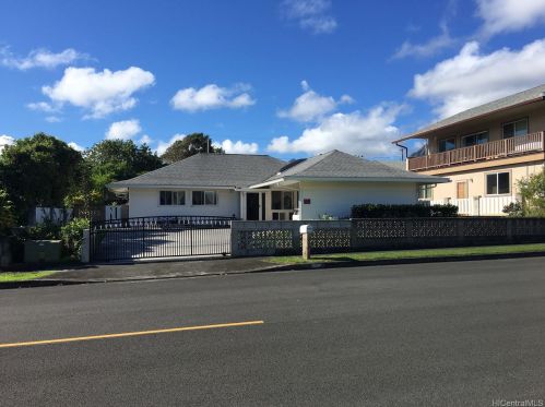 46-090 Ipuka St, Kaneohe, HI 96744-4037
