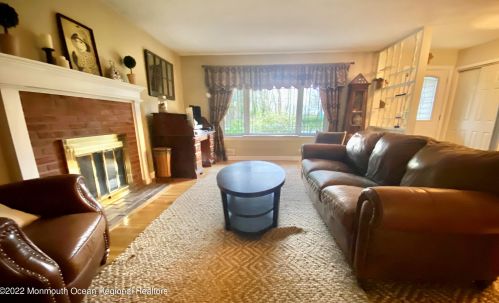 59 Reeds Rd, Tinton Falls, NJ 07724-3159