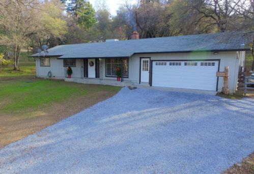 5665 Stanley Dr, Auburn, CA 95602-9630