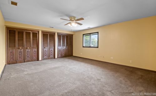 6765 County Line Ln, Willowbrook IL  60527-5726 exterior
