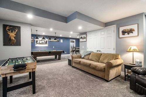 21413 Nassau Pl, Aurora CO 80013-3320 exterior