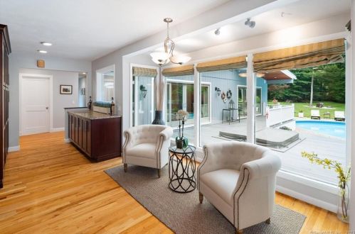 26 Grey Hollow Rd, Norwalk CT  06850-1305 exterior