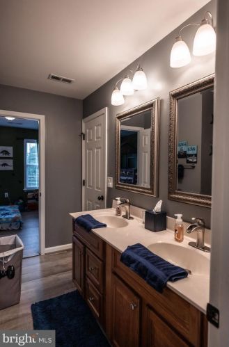 125 Gap Vw Blvd, Harpers Ferry WV 25425-3003 exterior