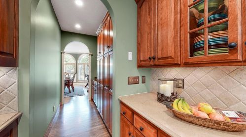 3315 Crestmoor Dr, Saint Paul MN  55125-5006 exterior