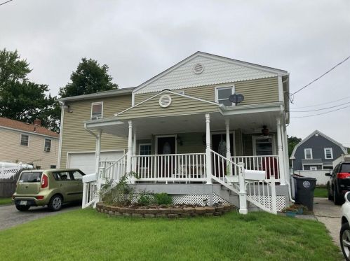 37 Drowne St, Providence, RI 02905-1338