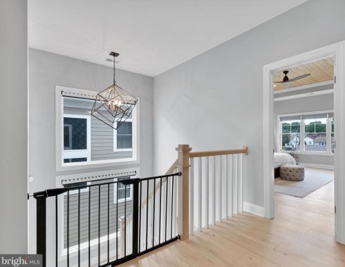 2707 1st St, Arlington VA  22204-1863 exterior