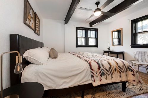 2079 Krameria St, Denver CO  80207-3928 exterior