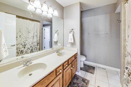 1169 Dovercliff Way, Bull Valley IL  60014-1803 exterior